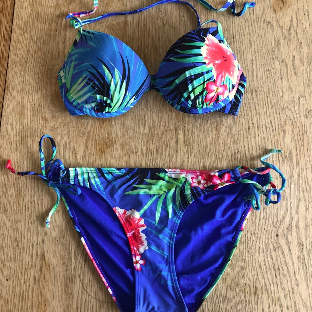 Bikini